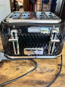 Breville Curve 4 Slice Toaster with High Lift & Wide Slots | Black & Chrome NEW - Picture 1 of 3