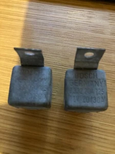 JAGUAR XJ6 DAIMLER PAIR OF BOSCH GERMANY 0332 204 125 12V 20/30A 4 PIN RELAYS - Picture 1 of 5