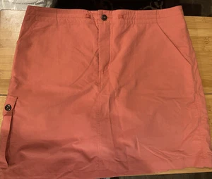 EUC / Patagonia Women's Skirt Shorts Skort with Cargo Pocket / Salmon / 10 - Picture 1 of 5