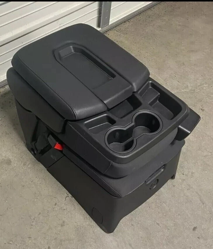 100% Life Left 2024Chevy Tahoe Jump Seats/Center Console, unused pull out! - Image 1 of 4