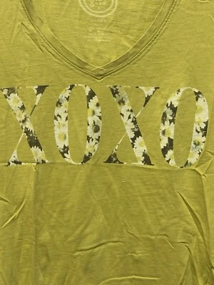 Life Is Good Women's S/S T Shirt Floral XOXO Green V Neck Medium Contrast Stitch - Image 1 of 4