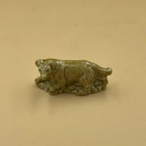 WADE WHIMSIE RARE COLOURWAY HONEY YELLOW DOG - Picture 1 of 4