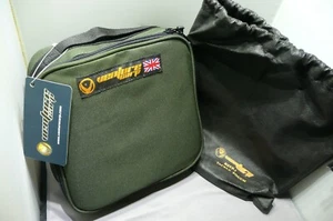 VENTURE TACKLE PADDED POUCH w/ REMOVABLE DIVIDERS & CASE/BAG - RARE CARP FISHING - Picture 1 of 9