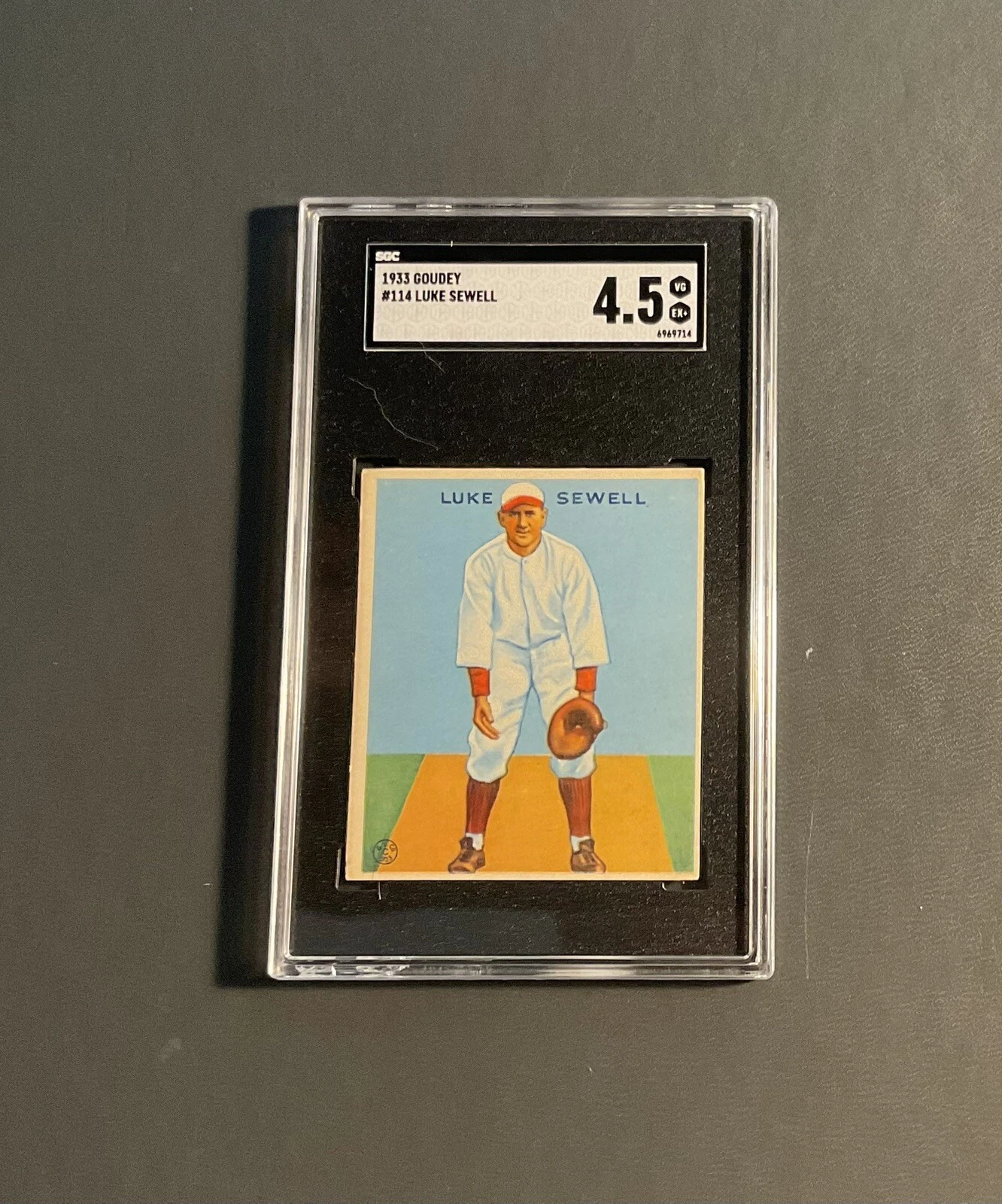 1933 Goudey (R319) #114 Luke Sewell SGC 4.5 Rookie
