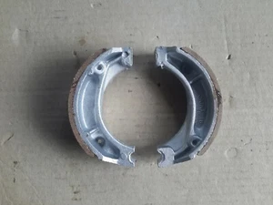 New brakes shoes for Honda XL250SZ/SA, XL250RC, XR250RZ/RA/RB, XLX250RE, XL250RF - Picture 1 of 3