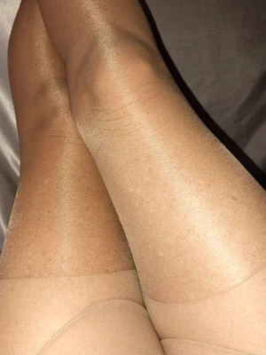 VTG SILKY nylons pantyhose nip Shiny Suntan SZ A/B NEW No Cotton gussy - Image 1 of 2