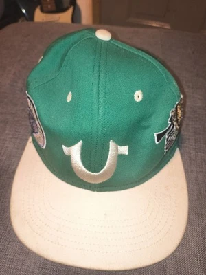 Gorra True Religion Verde Múltiples Parches Guitarra Buda Tigre Emoji Snapback  Foto 1 de 4