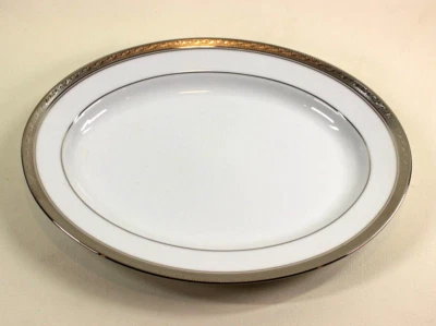 Noritake - Crestwood Platinum 4166L - Plato ovalado mediano - 13,5" x 10,25" Foto 1 de 4
