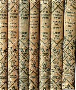 The Bobbsey Twins by Laura Lee Hope Seven Volumes [Hardcover 1931-53 Vintage - Imagen 1 de 3