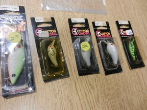 Lot 5 C.C. Lures (4) Big O Lures & One Spot Lure Unused Lot #6 - Picture 1 of 3