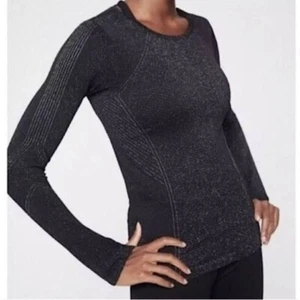 Athleta Black Silver Metallic Glitter Flurry Shine Base Layer Top Size Medium - Picture 1 of 7
