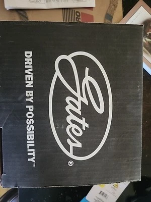 Kit de componentes de distribución Gates con bomba de agua. Se adapta a Toyota Camry 2,0 L y 2,2. Foto 1 de 4