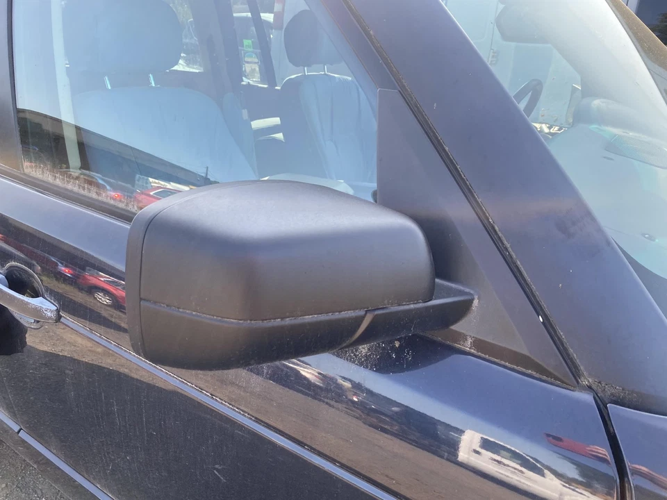 Used Right Door Mirror fits: 2005 Land rover Range rover Electric puddle lamps m - Image 1 of 4