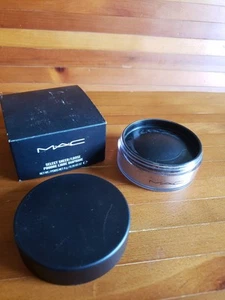 MAC SELECT SHEER LOOSE POWDER NC20 Full Size RARE HTF DISCONTINUED New - Picture 1 of 7