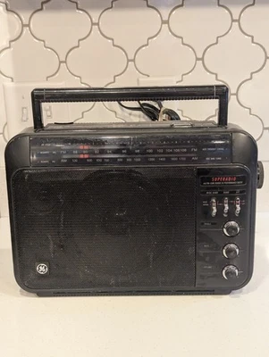 GE Superadio 7-2887B Am/Fm Radio Banda Ancha Largo Alcance Super Radio - FUNCIONA Foto 1 de 4