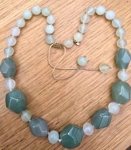 LOLA ROSE GREEN AVENTURINE & GREEN QUARTZ CHUNKY GEMSTONE NECKLACE VGC 18" + - Picture 1 of 6