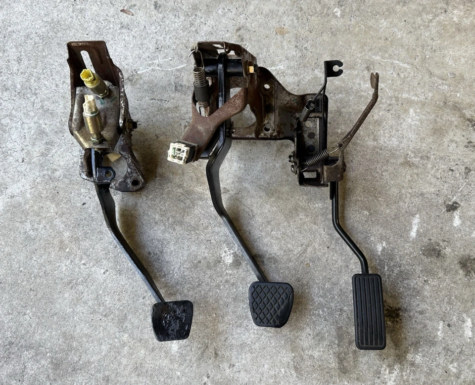 96-00 JUEGO DE MONTAJE DE PEDAL DE EMBRAGUE MANUAL HONDA CIVIC Integra EK CAMBIO DE 5 VELOCIDADES Foto 1 de 1