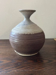 Vintage Stoneware Studio Pottery Vase Signed RL Vintage - Picture 1 of 13