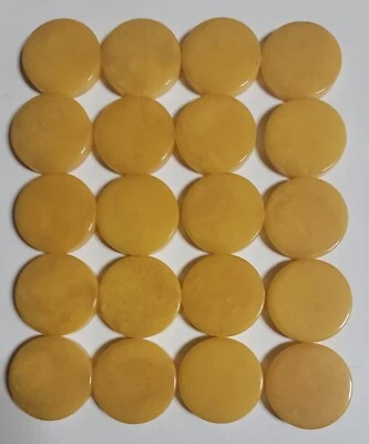20 Vintage Bakelite Backgammon Checkers Butterscotch - Image 1 of 4