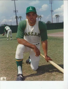 8 1/2 x 11 Hochglanz Foto Reggie Jackson Oakland A's {BBP045} - Bild 1 von 1