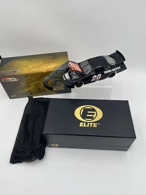 Tony Stewart #20 Home Depot/Coche de prueba 2004 Monte Carlo Elite 334 de 1200 Foto 1 de 4