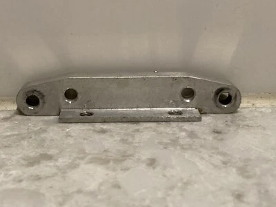 Vintage RC Kyosho Inferno Montaje Trasero Placa Azul MP5 MP7?? Foto 1 de 3