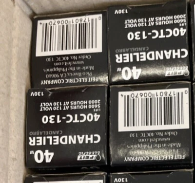 4 FEIT CHANDELIER 25 W Clear Straight Tip Candelabra Base - Image 1 of 2