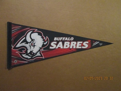 NHL Buffalo Sabres Vintage Circa 1990's Edition 7 Team Logo Hockey Pennant Cover