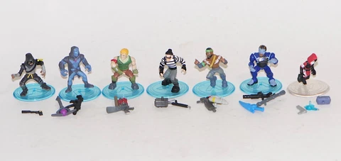 Fortnite Battle Royale Figure Lot of 7 with Accessories Ace Carbide Omen Cloaked Cover