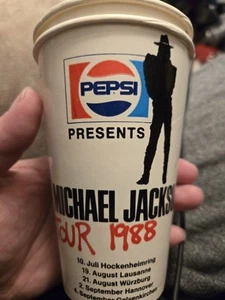2 Michael Jackson Bad Tour Pappbecher - Bild 1 von 3