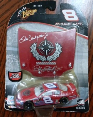 Dale Earnhardt Winners Circle 1:64 #2 Wrangler 1981 Pontiac Grand Prix - Изображение 1 из 2