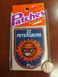 Vintage Voyager Florida San Pietroburgo Sun Saint Patch Emblema NUOVO da stirare o cucire - Foto 1 di 3