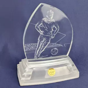 Placa de fútbol vintage Cristal d'Arques 24% cristal plomo con base esmerilada - Imagen 1 de 6
