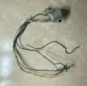 Lote 214-2, Honda CT90 1972, percha de freno derecha e interruptor de atenuación alto/bajo ligero - Imagen 1 de 4