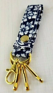 Hibiscus Blue & White Fabric Keychain w/ Clip & Snap Open / Closure & 3 Hooks - Imagen 1 de 3