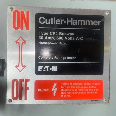 CUTLER HAMMER CP4 CP4HD CP4HD461 30 AMP 600V FUSIBLE BUS BUSS PLUG  - Image 1 of 4