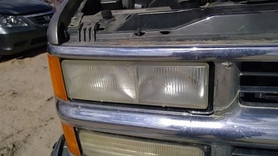 Passenger Headlight Composite Fits 90-02 CHEVROLET 3500 PICKUP 665277 - Изображение 1 из 4