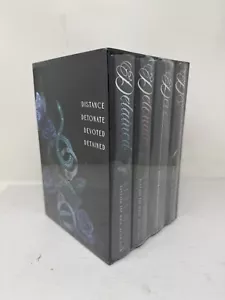 Fae Crate Beneath The Mask Exclusive Box Set Sealed Reverse Dust Jackets Signed - Bild 1 von 5