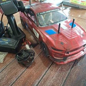 rc auto TT-02 - Bild 1 von 2