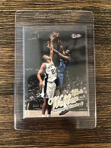 1997-98 Fleer Ultra Gold Medallion Chris Webber #212G HOF Rare Parallel - Picture 1 of 2