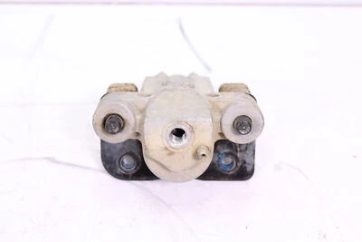 2016 ARCTIC CAT WILDCAT TRAIL 700 SE EPS FRONT AND REAR RIGHT BRAKE CALIPER - Image 1 of 4