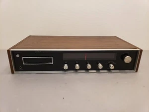 Vintage Rare Quadrus-8 Stereo Music Center 8-Track Receiver Woodgrain AS-IS READ - Bild 1 von 10
