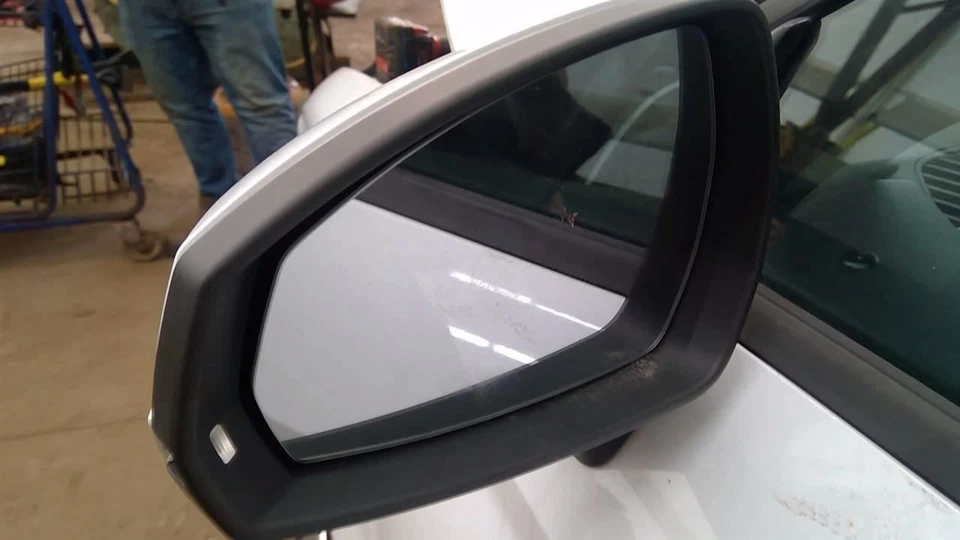 Espejo retrovisor lateral del conductor sedán eléctrico manual plegable para 15-19 AUDI A3 6736706 Foto 1 de 4