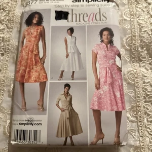 Simplicity Schnittmuster #3877 Misses’ elegantes Kleid Gr. 14-16-18-20-22 ungeschnitten - Bild 1 von 5
