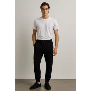 Hugo Boss HUGO Jogger Pants Mens XL Black Red Plaid Fleece Lined Sweatpants - Picture 1 of 8