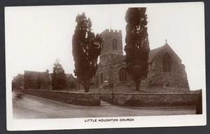 Postkarte Little Houghton bei Northampton Northamptonshire Dorf Kirche RP - Bild 1 von 2