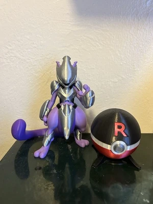 Pokémon Armored Mewtwo 3D Figure With Pokeball - Image 1 of 4