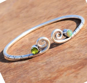 Ethiopian Opal & Peridot Cut Gemstone 925 Sterling Silver Bracelet Jewelry Cuff - Picture 1 of 7