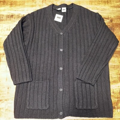 DKNY  Classic Petite Women’s LambsWool Sweater size Medium/large - Image 1 of 4