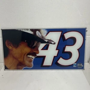 VGT Slot Glass Richard Petty #43 - Picture 1 of 4